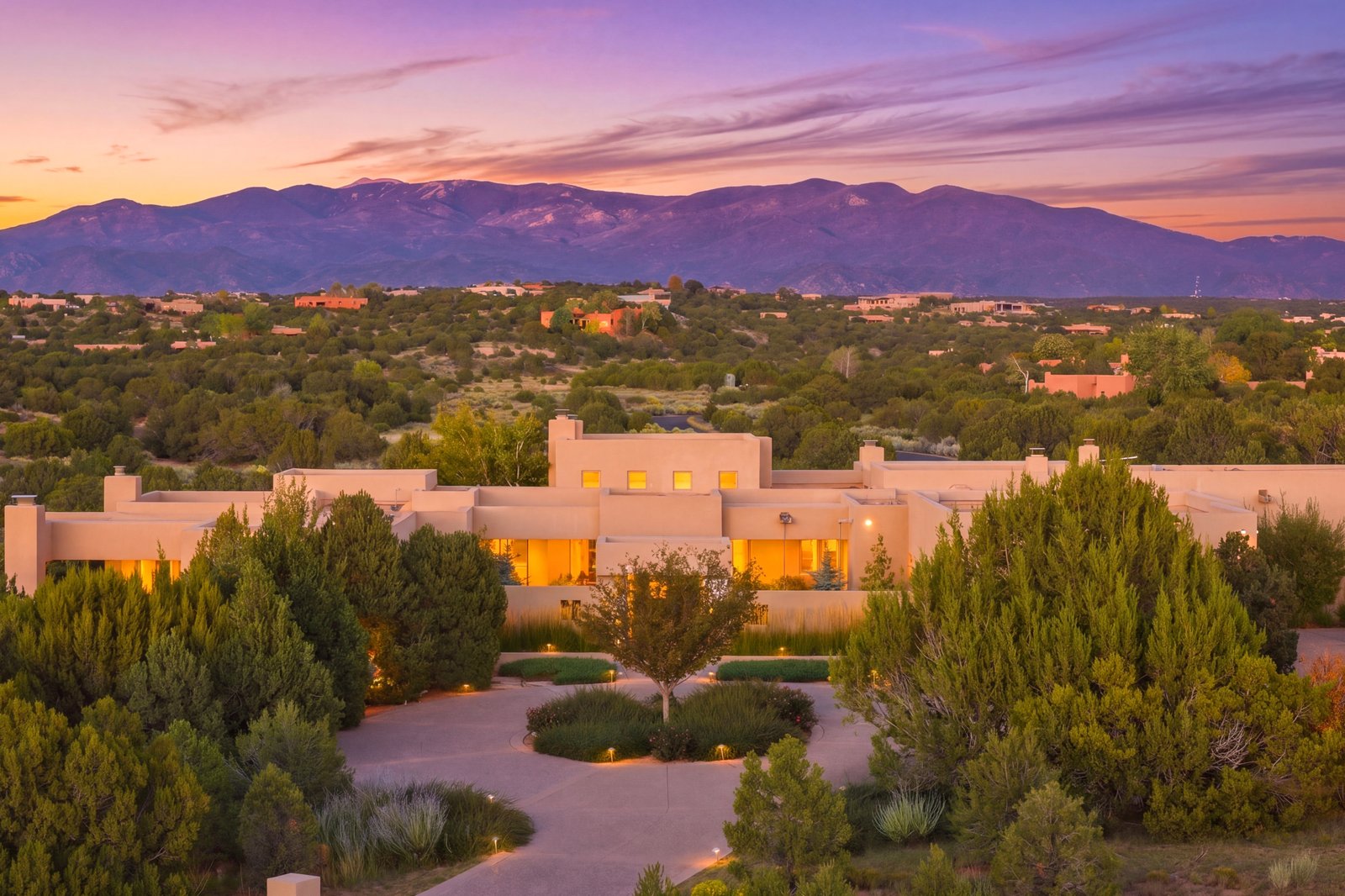 6 Estates Drive 1