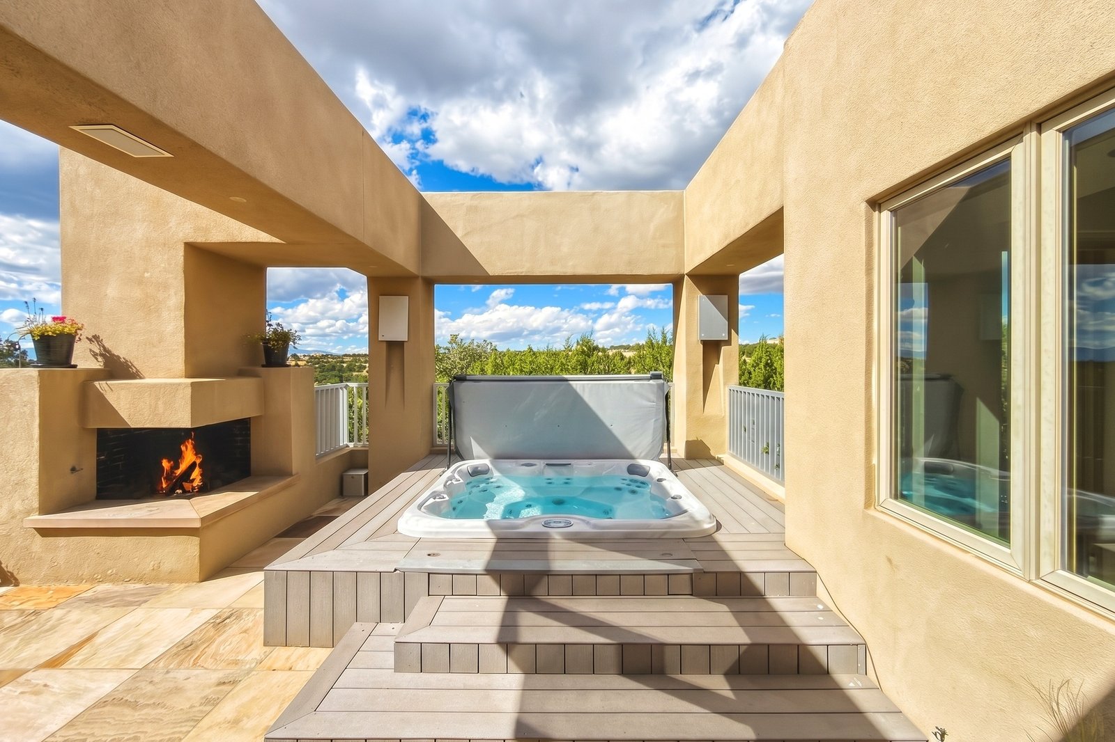6 Estates Drive 16