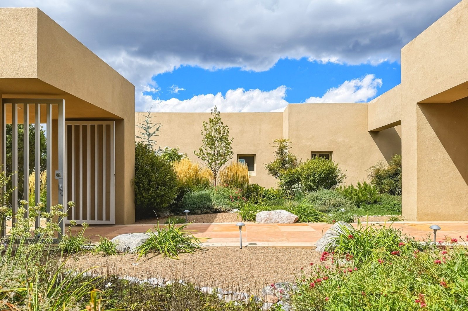 6 Estates Drive 23